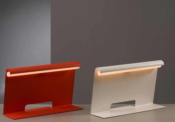 Lightboard table lamp | Lampade tavolo | almerich