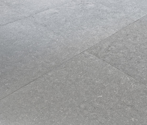 Bluetech Design Floor tile | Baldosas de cerámica | Refin