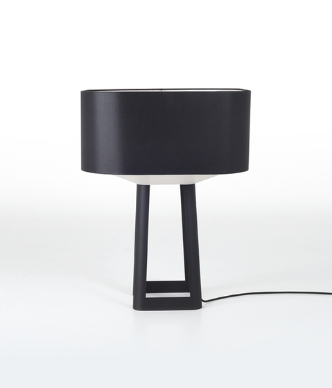 Tiga Floor lamp | Free-standing lights | noonbarcelona