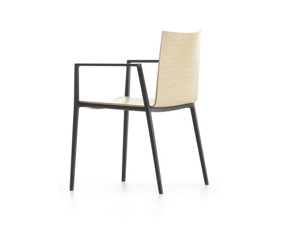 Archal Armchair | Chaises | Lammhults