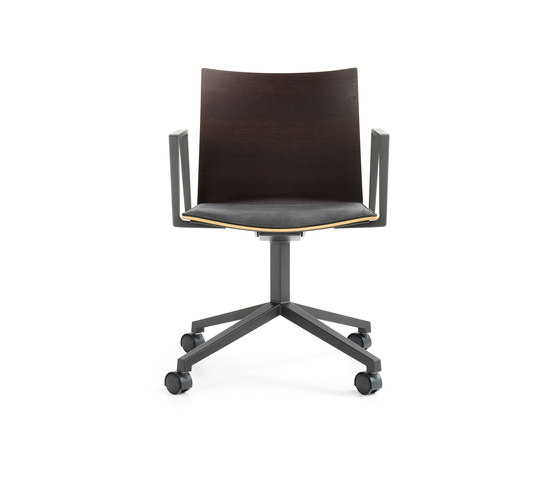 Archal Armchair 4-feet swivel with castors | Stühle | Lammhults