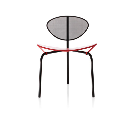 Nakasaki chair | Stühle | GUBI