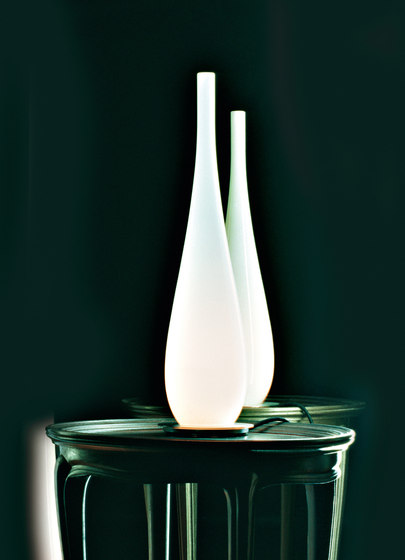 Vaso S table | Lámparas de sobremesa | A.V. Mazzega