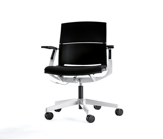 Elitra Armchair with low backrest | Chaises | Lamm