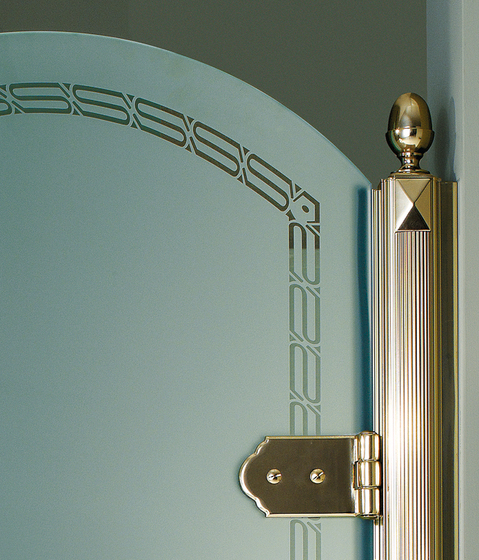 Savoy Shower door detail | Divisori doccia | Devon&Devon