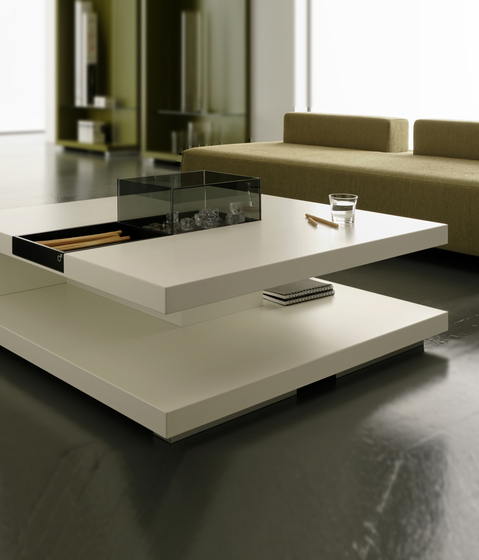 Elements Fibula | Coffee tables | Gruber + Schlager