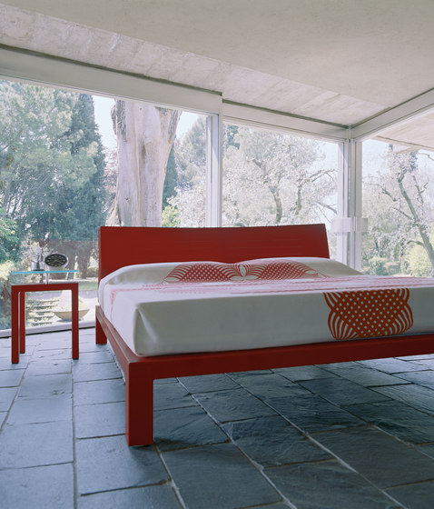 Abaco Bed | Beds | Enrico Pellizzoni