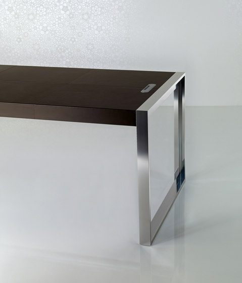 Strato Table | Schreibtische | Enrico Pellizzoni