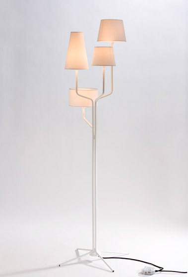 Tria floor lamp | Lampade piantana | almerich
