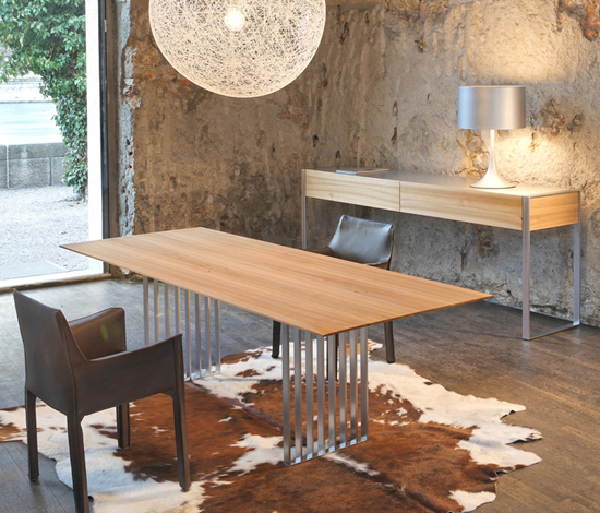 IXO Table | Dining tables | Mobimex