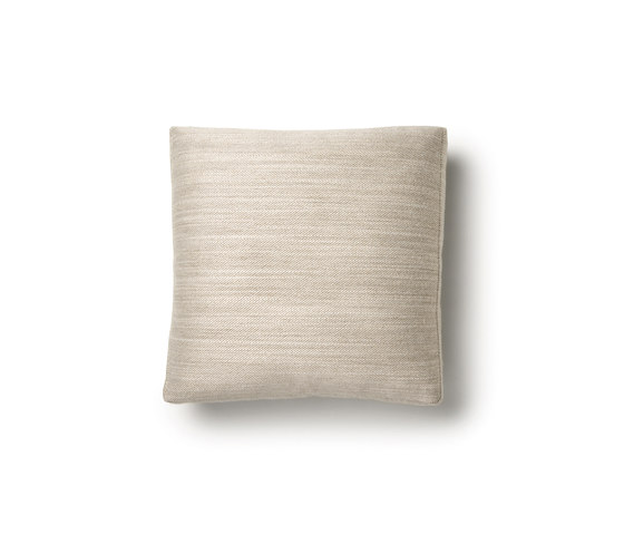 boutique deer Pillow | Cushions | moooi