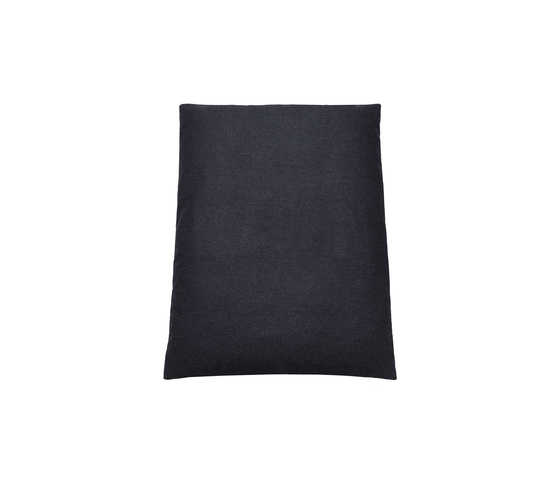 CU07 ELMA | Cushions | e15