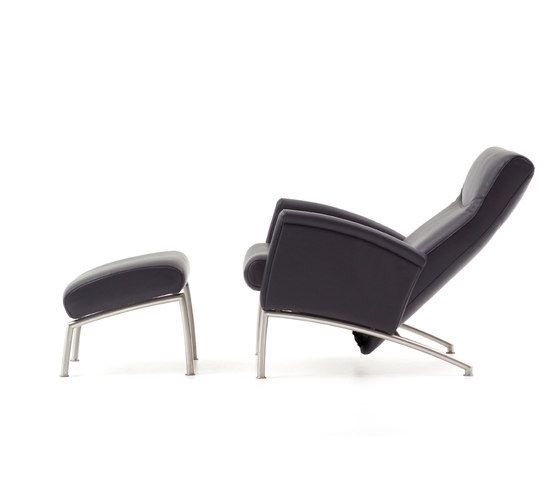 Fly Armchair with footstool | Armchairs | Nielaus