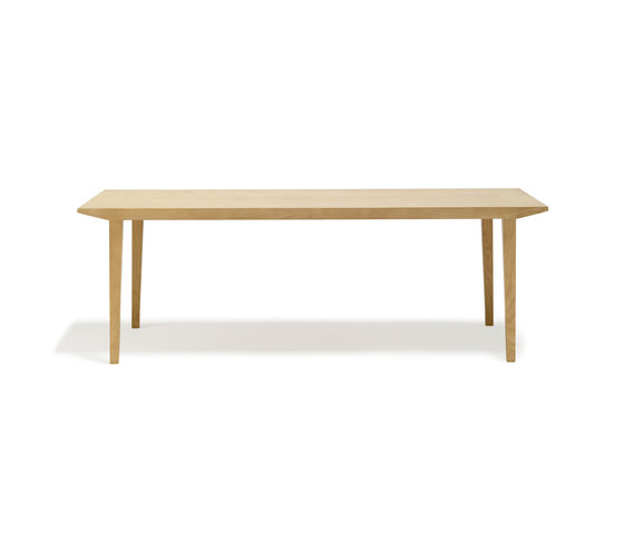 Moody ME 4902 | Dining tables | Andreu World