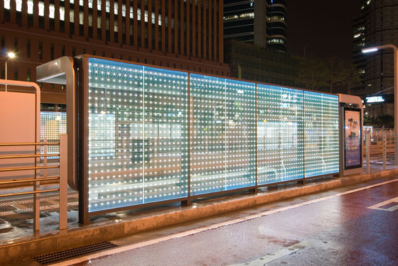powerglass® media façade: bus shelter | Facade systems | Peter Platz Spezialglas
