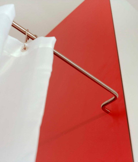 Barra de cortina de ducha en forma de L, 100x100 cm atornillada | Barras para cortinas de ducha | PHOS Design
