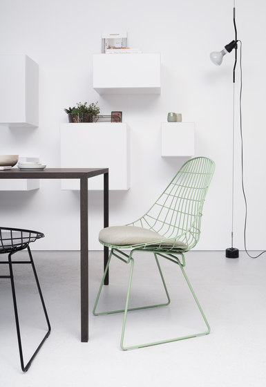 Wire chair SM05 | Chairs | Pastoe