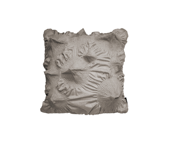 Gorgonia cushion marrone | Cushions | Poemo Design