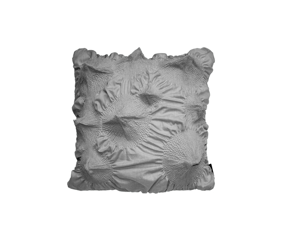 Gorgonia cushion nero | Cushions | Poemo Design
