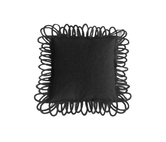 Jackson cushion antracite | Cojines | Poemo Design