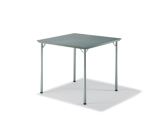 Expresso Table | Contract tables | Magnus Olesen