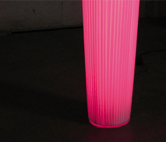 UFO LED H281 floor lamp | Free-standing lights | Dix Heures Dix