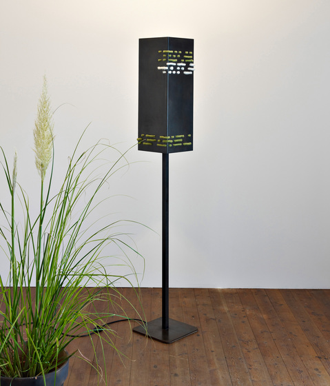 Morse - Floor lamp | Lampade piantana | Pudelskern