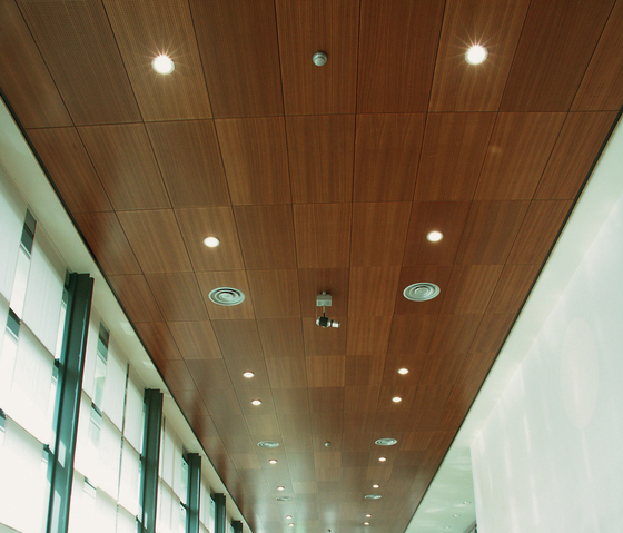 Woodtiles Modern | Ceiling panels | Hunter Douglas