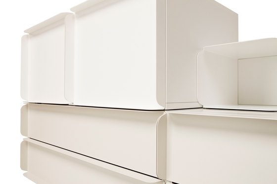 Collar cabinet compositions | Credenze | Quodes