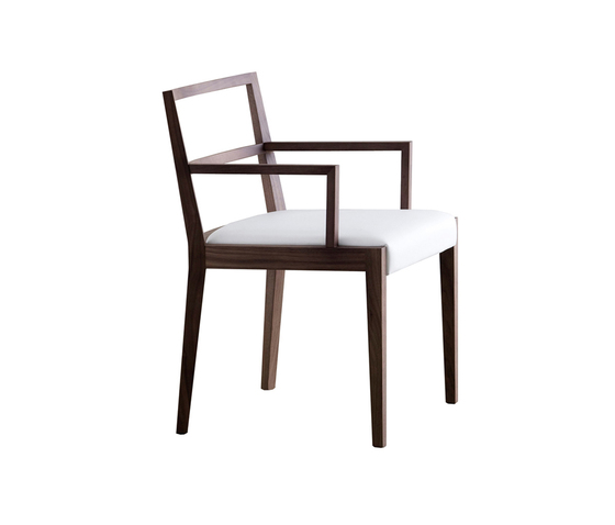 PourParler Armchair | Chairs | Tekhne