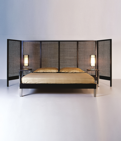 Suzy Wong Bed | Lits | Kenneth Cobonpue