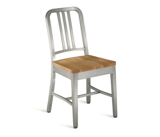 Navy® Chair with natural wood seat | Chairs | emeco