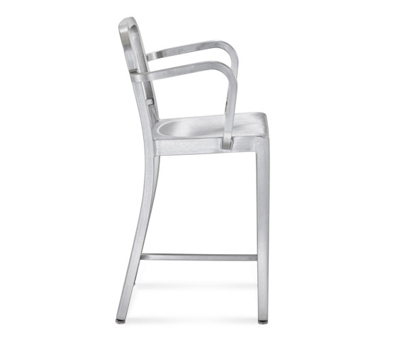 Navy® Counter stool with arms | Barhocker | emeco