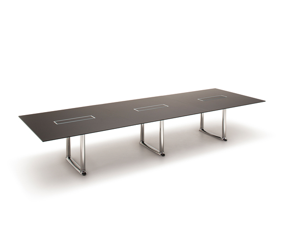 Colonnade Table | Mesas contract | Fora Form