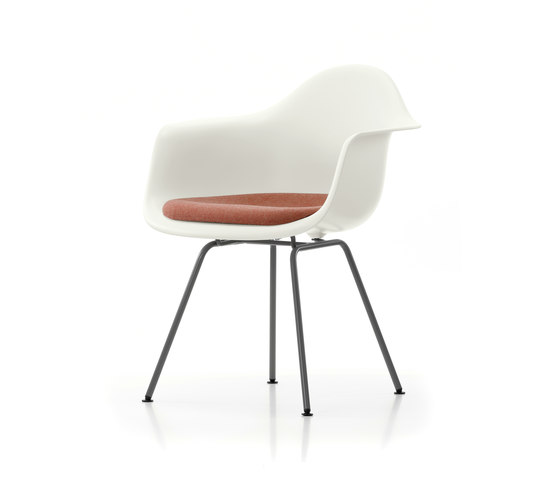 Eames Plastic Armchair DAX | Sillas | Vitra