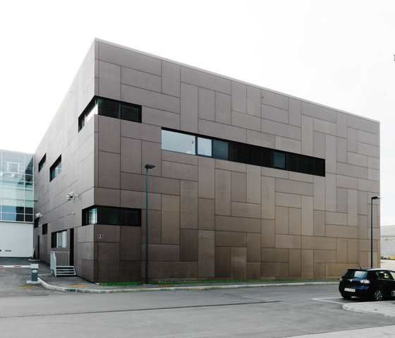 concrete skin | Art Depot St. Pölten | Pannelli cemento | Rieder