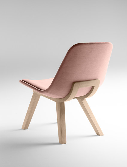 Kuskoa Lounge Chair | Poltrone | Alki