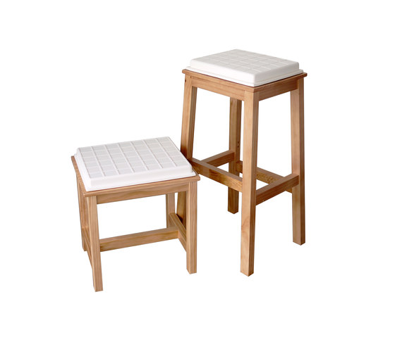 Tofu | Bar stools | Studio Domo