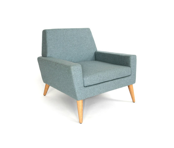 Finsbury Arm Chair | Sessel | Assemblyroom