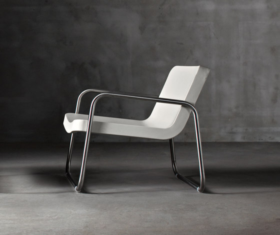 Time Out armchair | Sillones | Serralunga