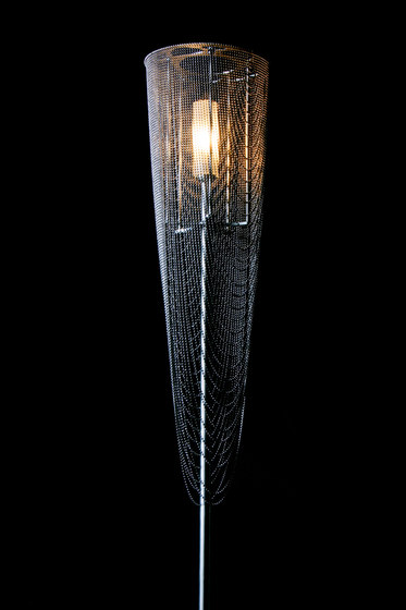 Circular Pod 150 Standing Lamp | Luminaires sur pied | Willowlamp
