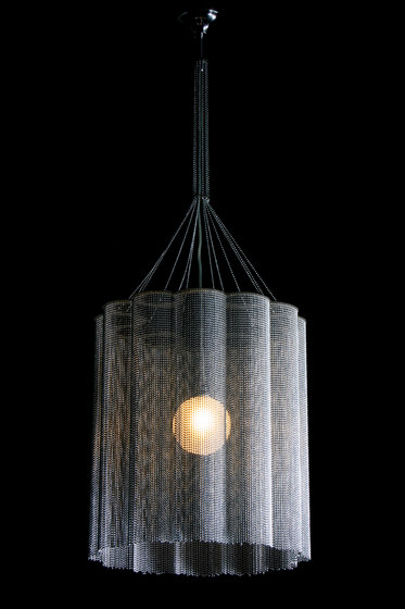 Scalloped Cropped 400 Pendant Lamp | Suspended lights | Willowlamp
