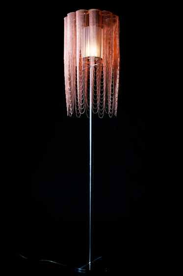 Scalloped Looped 400 Standing Lamp | Lámparas de pie | Willowlamp