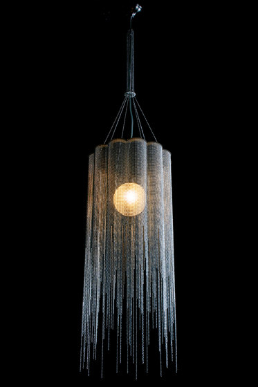 Scalloped Willow 280 Pendant Lamp | Suspended lights | Willowlamp