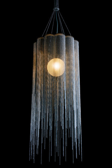 Scalloped Willow 280 Pendant Lamp | Lámparas de suspensión | Willowlamp