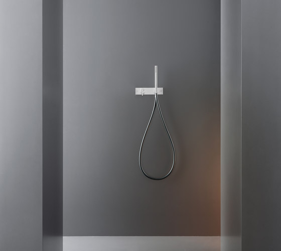 Gradi GRA10 | Shower controls | CEADESIGN