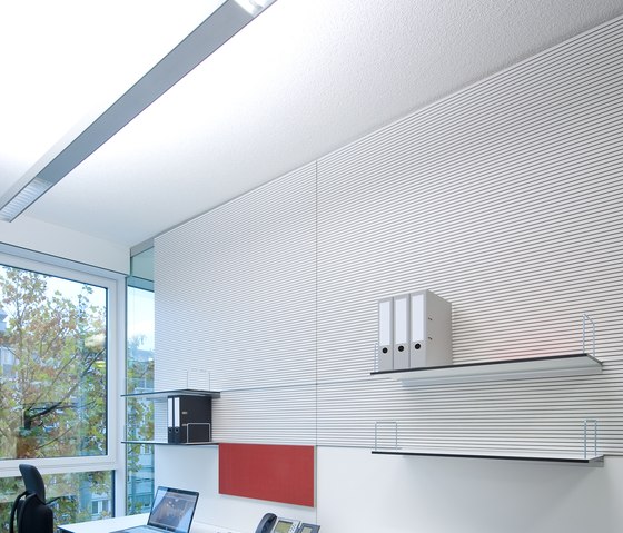 System 7000 Integrated partition wall absorber | Sistemas fonoabsorbentes de pared | Strähle