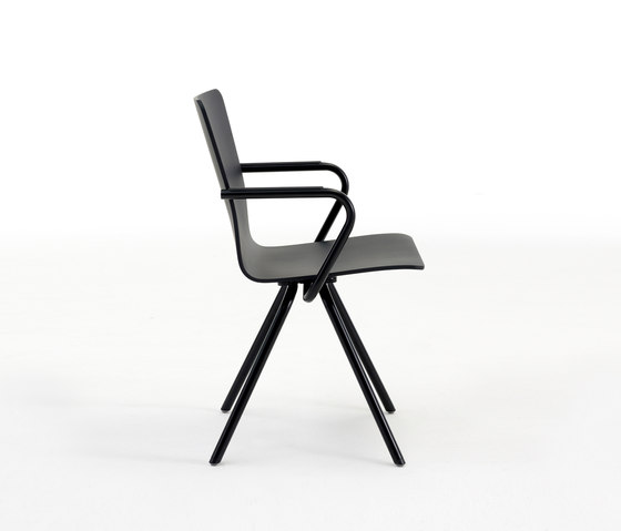 Reset | Chairs | Arco