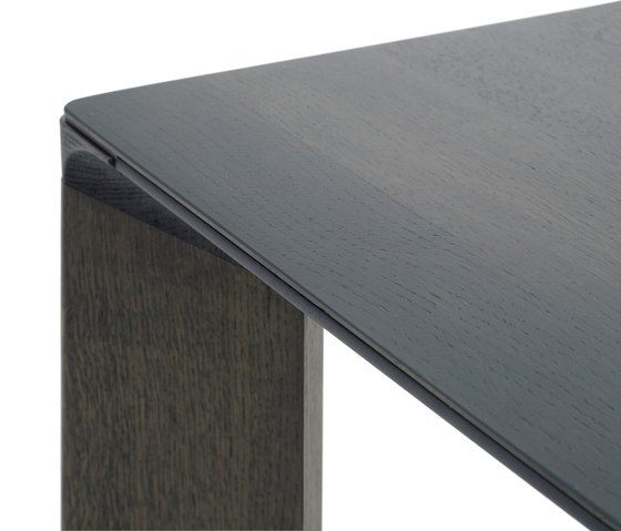 Steel table | Dining tables | Arco