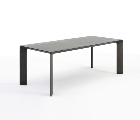 Steel table | Mesas comedor | Arco